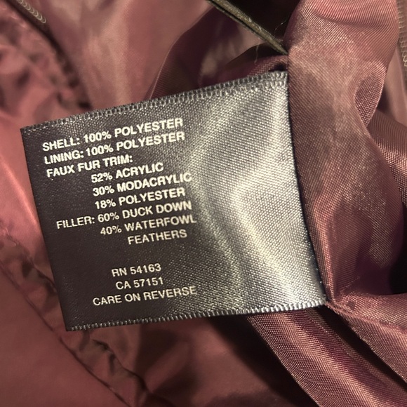 Puffer coat w/ faux ur trimmed hood - Picture 10 of 10